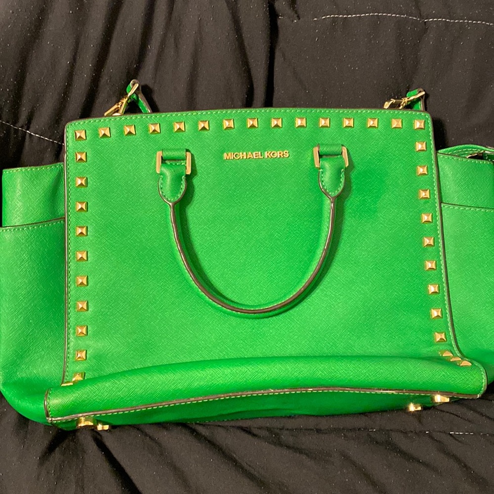 Micheal Kors crossbody